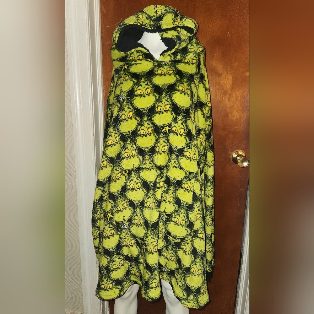 Grinch Patterned Men's Lounge Hoodie